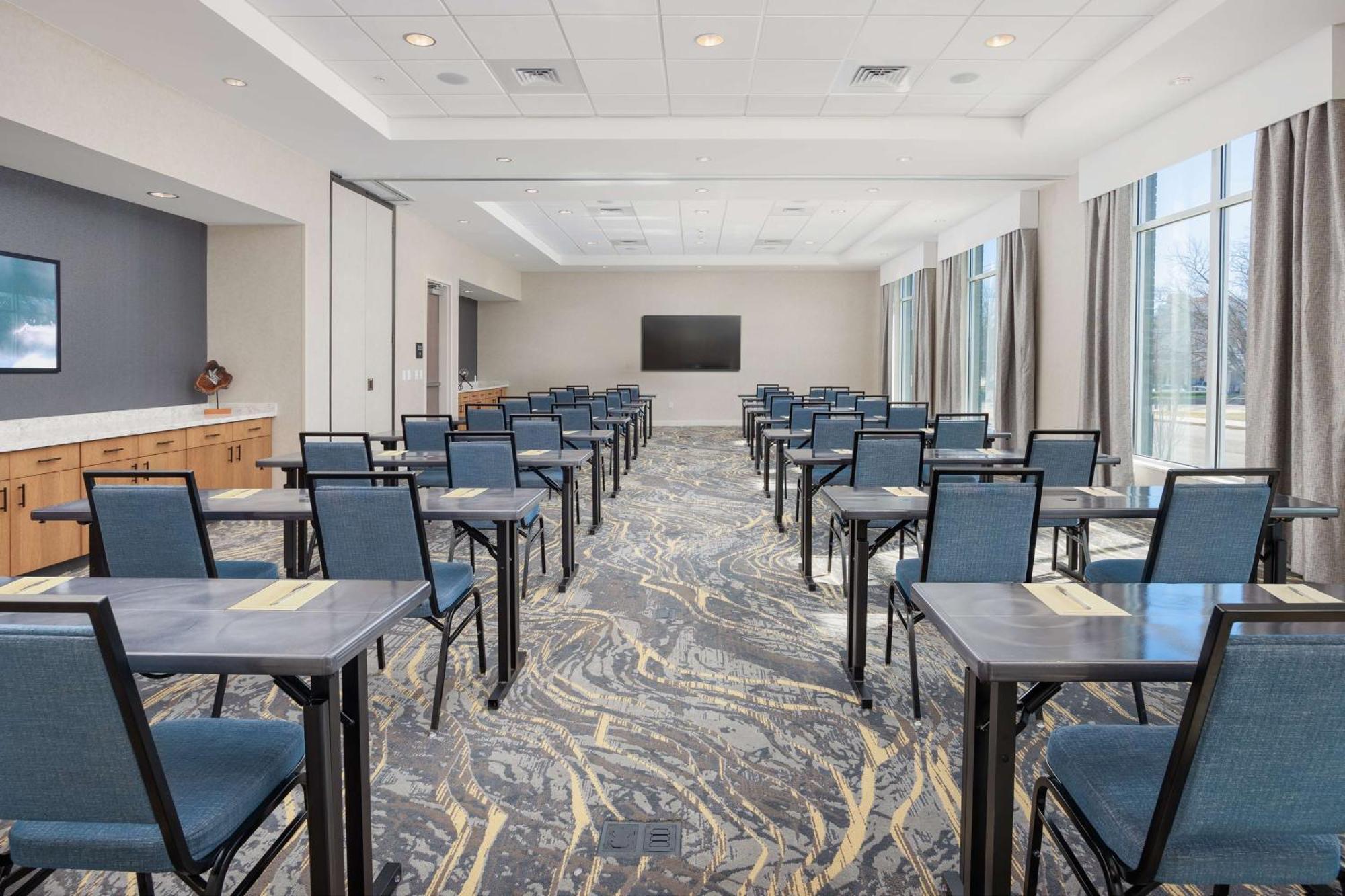 Hampton Inn & Suites Huntsville Downtown, Al Dış mekan fotoğraf